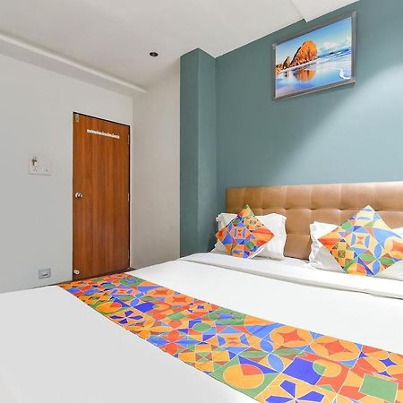 Fabhotel Nidhivan, Udhna Junction Súrat Exteriér fotografie