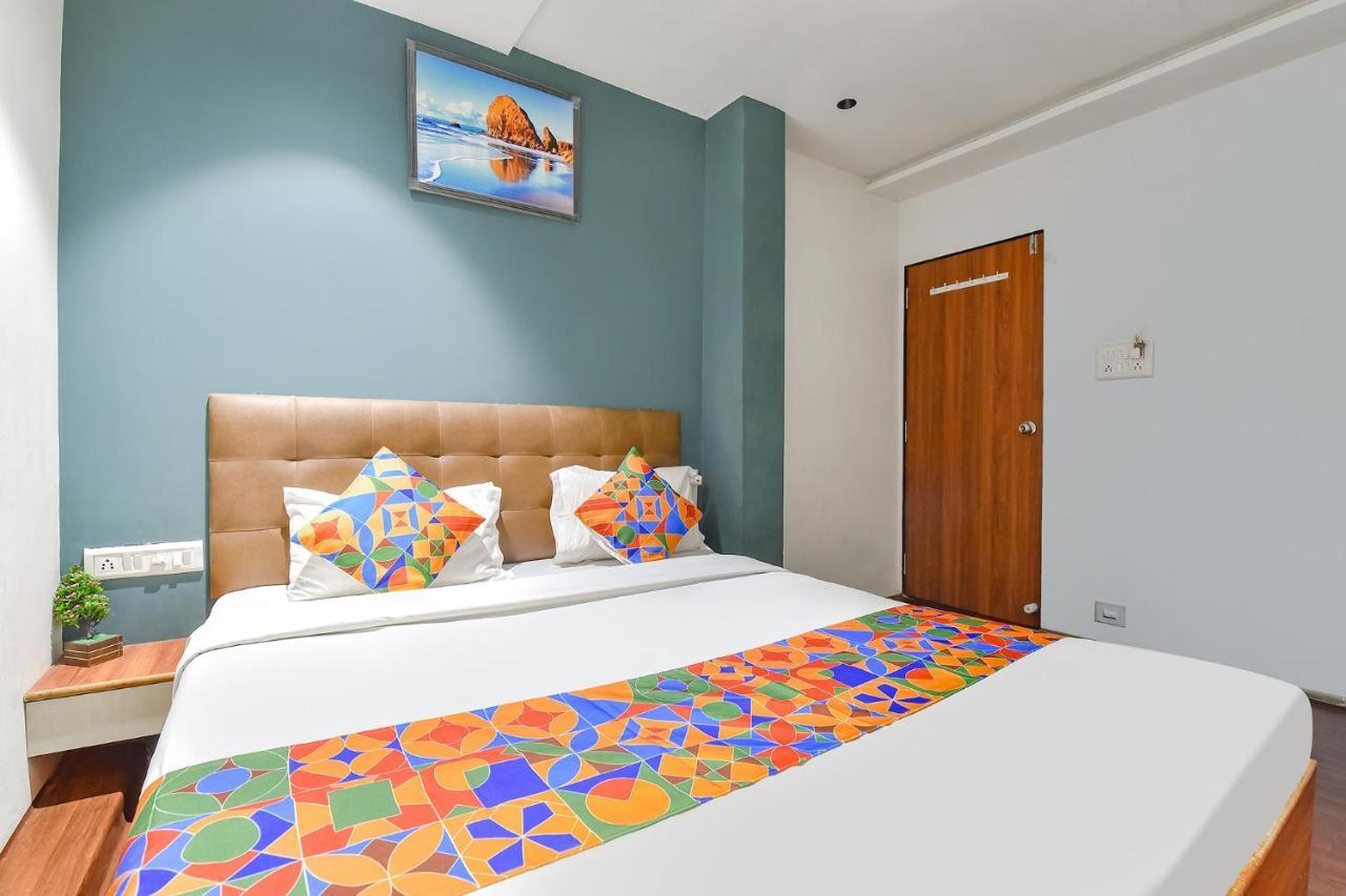 Fabhotel Nidhivan, Udhna Junction Súrat Exteriér fotografie