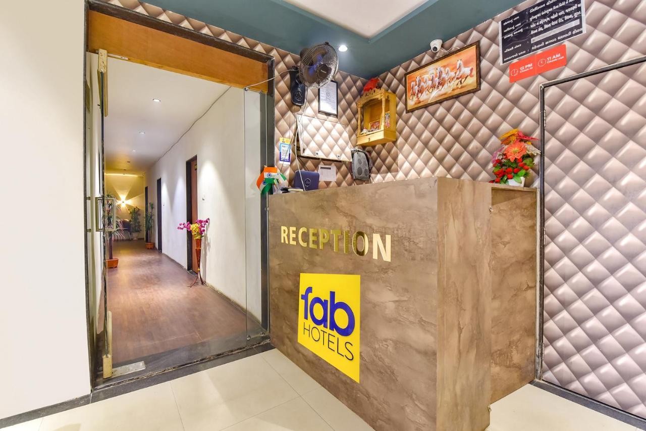 Fabhotel Nidhivan, Udhna Junction Súrat Exteriér fotografie