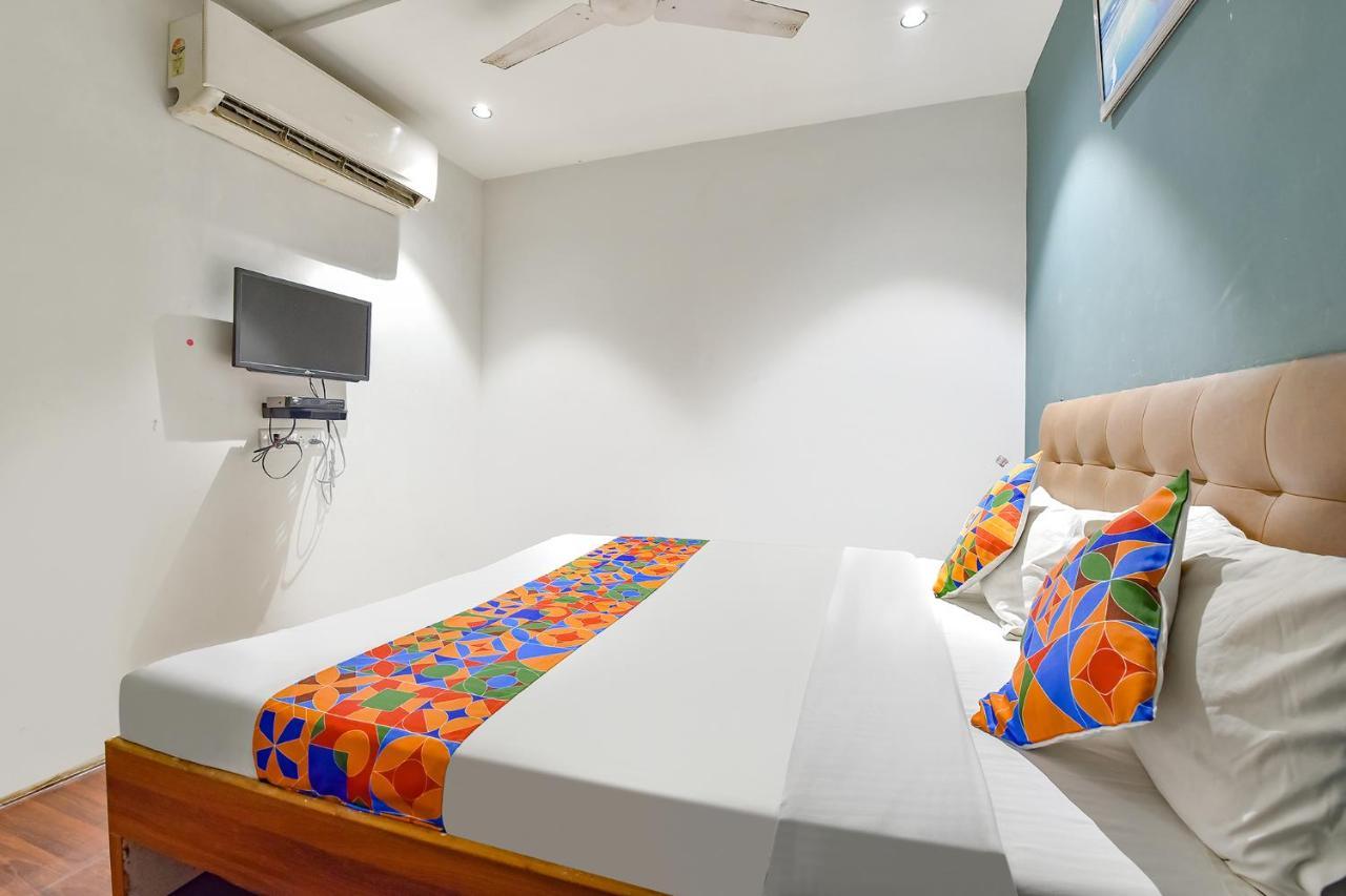 Fabhotel Nidhivan, Udhna Junction Súrat Exteriér fotografie